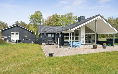 Wreth - 1.5Km from the Sea