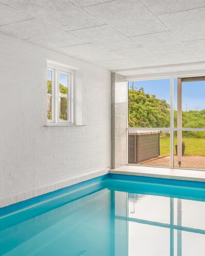 Algut - 200M from the Sea