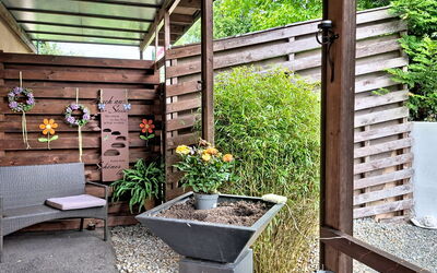 Klaffer am Hochficht 1: Mobilia, Giardino, Vaso Di Fiori, Mobili Da Esterno, Backyard, Color Legno, Latifoglie, Cortile, Sedia