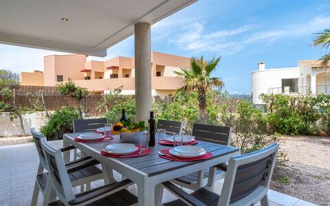 Villa Brisa: Blu, Balcone, Corrimano, Appartamento, Recinzione, Mare, Ricorrere, Condominio, Piscina, Hotel