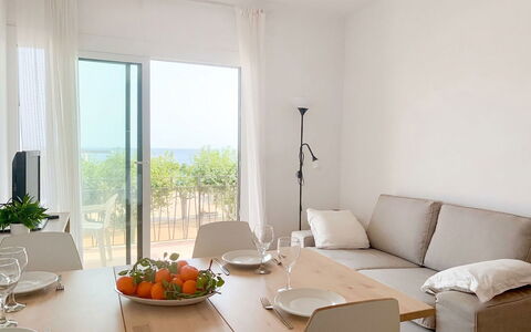 Aubí: Blu, Balcone, Corrimano, Appartamento, Recinzione, Mare, Ricorrere, Condominio, Piscina, Hotel