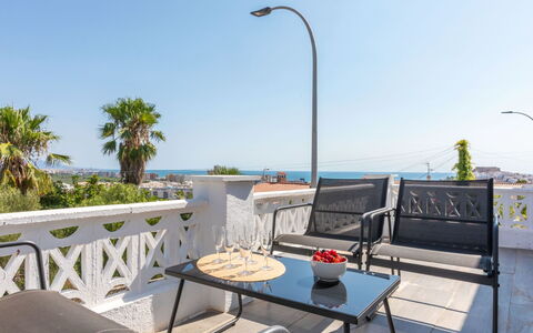 Alondras: Blu, Balcone, Corrimano, Appartamento, Recinzione, Mare, Ricorrere, Condominio, Piscina, Hotel