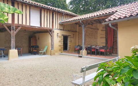 La Ferme de Bordenave: Blu, Balcone, Corrimano, Appartamento, Recinzione, Mare, Ricorrere, Condominio, Piscina, Hotel