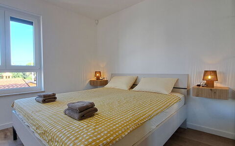 Duplex: Blu, Balcone, Corrimano, Appartamento, Recinzione, Mare, Ricorrere, Condominio, Piscina, Hotel