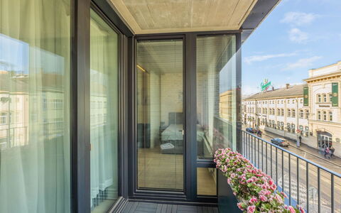 Smichov Kosire Jinonice 1: Appartamento, Materiale Composito, Urban Design, Bicchiere, Condominio, Balcone, Design, Illuminazione Diurna, Alluminio