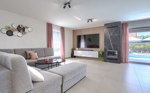 Laluma: Pavimentazione, Interior Design, Pavimento, Legna, Mobilia, Soggiorno, Soffitto, Casa, Divano, Appartamento