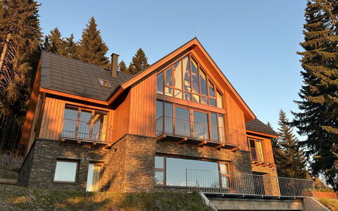 Horni Misecky 3: Costruzione, Finestra, Legna, Casa, Casa, Architettura, Tetto, Villetta, Zona Residenziale, Raccordo
