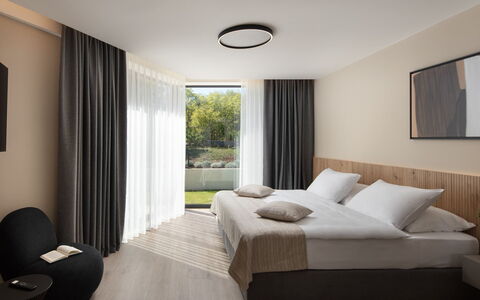 Villa H2: Interior Design, Pavimento, Pavimentazione, Camera Da Letto, Soffitto, Letto, Camera, Casa, Mobilia, Appartamento