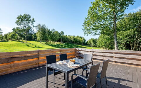 Alkmar - 6.5Km from the Sea: Legna, Mobili Da Esterno, Pavimento In Legno, Latifoglie, Plank, Deck, Tavolo Esterno, Color Legno, Giardino, Shade