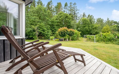 Matthea - 2.9Km from the Sea: Legna, Mobilia, Mobili Da Esterno, Latifoglie, Pavimento In Legno, Deck, Plank, Color Legno, Portico, Sedia