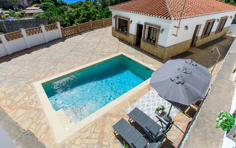 Portichuelo: Piscina, Ricorrere, Materiale Composito, Estate, Piastrella, Tempo Libero, Flagstone, Eco Hotel, Villa, Mobili Da Esterno