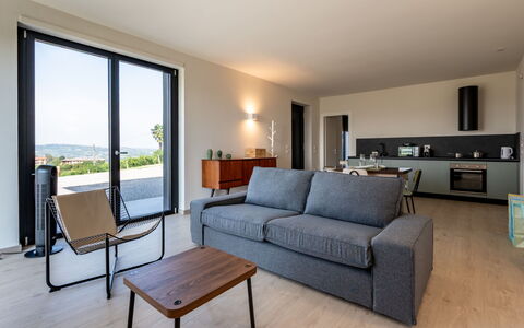 Serracapelli: Mobilia, Pavimentazione, Pavimento, Interior Design, Casa, Pavimento In Legno, Divano, Appartamento, Soggiorno