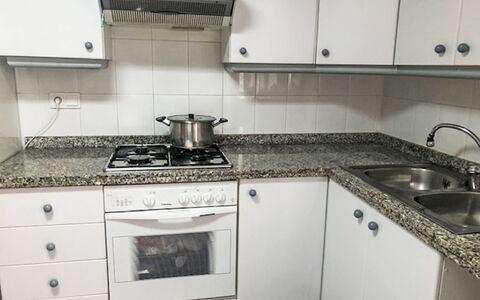 Mare Nostrum: Cucina, Elettrodomestico Da Cucina, Apparecchio Major, Cucina Stufa, Controsoffitto, Stufa, Stufa A Gas, Cabinetry, Piano Cottura, Elettrodomestico