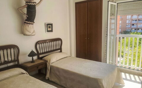 Mare Nostrum: Mobilia, Camera Da Letto, Letto, Telaio Del Letto, Bedding, Lenzuolo, Interior Design, Camera, Appartamento, Biancheria