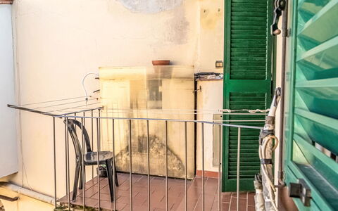 Bellavista: Materiale Composito, Ferro, Metallo, Balcone, Corrimano, Color Legno, Colonna, Dipingere, Pianta Della Casa