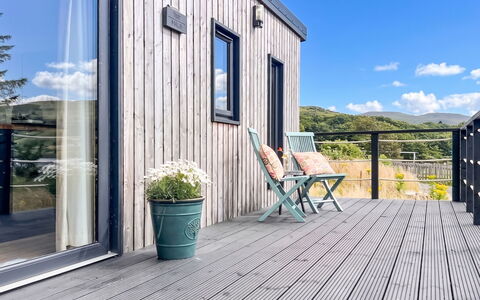 Tiny Mara: Legna, Pavimento In Legno, Latifoglie, Plank, Deck, Porta, Materiale Composito, Color Legno, Portico, Boardwalk