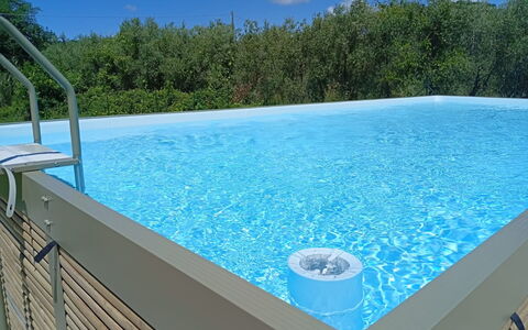 Podere Dolce Sonno e Sonnellino: Blu, Piscina, Materiale Composito, Shade, Tempo Libero, Ricorrere, Eco Hotel, Plastica, Giochi D'Acqua, Backyard