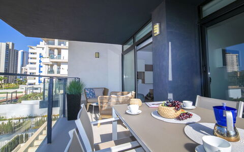 Arenal Beach: Appartamento, Condominio, Area Metropolitana, Edificio Commerciale, Metropoli, Balcone, Grattacielo, Shade, Hotel