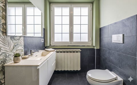 Marina di Massa 651: Bagno, Idraulico Fixture, Pavimentazione, Pavimento, Interior Design, Rubinetto, Lavello, Gabinetto, Piastrella, Idraulico