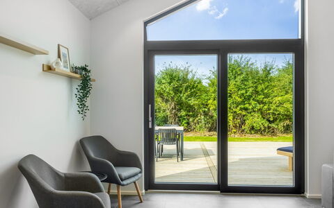 Kamile - 500M from the Sea: Interior Design, Porta A Casa, Bicchiere, Latifoglie, Soggiorno, Pianta Della Casa, Pavimento In Legno, Design, Sedia