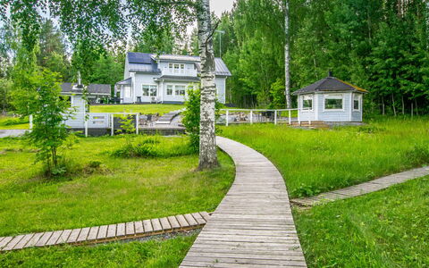 Rantasalmi 646: Casa, Casa, Villetta, Giardino, Primavera, Portico, Estate, Landscaping, Prato