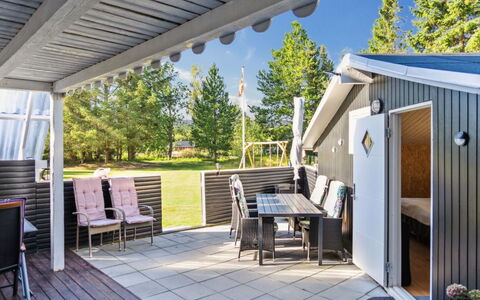 Ilsebeth - from the Sea: Casa, Villetta, Shade, Raccordo, Sedia, Portico, Deck, Cortile, Struttura Esterna, Design