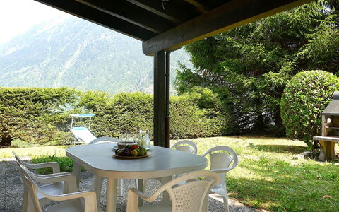 Casa Alenzino: Mobilia, Mobili Da Esterno, Tavolo, Tavolo Esterno, Sedia, Shade, Giardino, Cucina & Sala Da Pranzo Tavolo, Struttura Esterna, Backyard