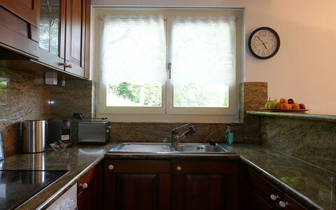 Casa Alenzino: Cucina, Controsoffitto, Lavandino Della Cucina, Elettrodomestico Da Cucina, Cabinetry, Interior Design, Legna, Idraulico Fixture, Lavello, Mobilia