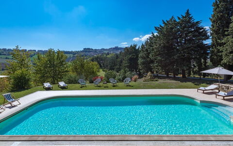 Borgo Colle Ridente 13: Piscina, Blu, Acqua, Ricorrere, Terme, Mobili Da Esterno, Eco Hotel, Shade, Giochi D'Acqua, Landscaping