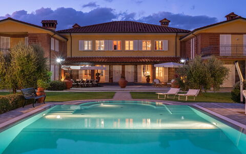 Villa Gabri 8: Piscina, Ricorrere, Estate, Villa, Eco Hotel, Terme, Mobili Da Esterno, Cortile, Dimora, Hacienda