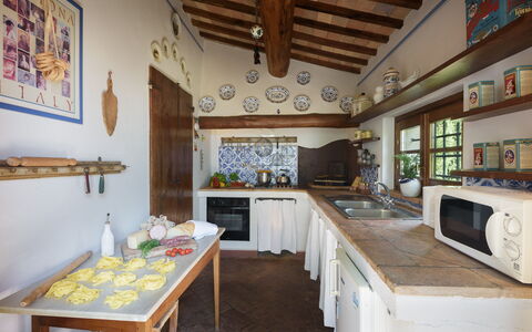 Le Volpaie 6+1: Legna, Mobilia, Interior Design, Cucina, Casa, Pavimentazione, Soffitto, Camera, Controsoffitto, Cucina & Sala Da Pranzo Tavolo