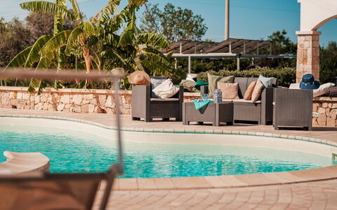 Villa Sanssouci 8: Piscina, Mobili Da Esterno, Ricorrere, Mobilia, Shade, Tempo Libero, Sedia, Eco Hotel, Ombrello, Tavolo Esterno