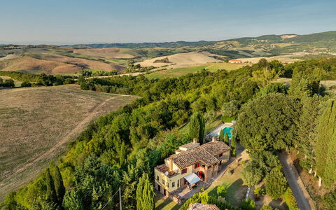 Frantusa 6+2: Casa, Zona Residenziale, Casa, Paesaggio, Architettura, Estate, Tetto, Lotto, Area Rurale, Agriturismo