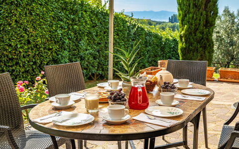 Frantusa 6+2: Mobilia, Tavolo, Tavola, Mobili Da Esterno, Sedia, Tavolo Esterno, Cucina & Sala Da Pranzo Tavolo, Cibo, Serveware, Bicchieri