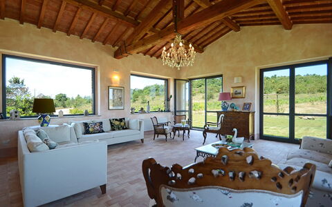 Podere Pomasciano 10: Mobilia, Interior Design, Casa, Divano, Tavolo, Sedia, Soffitto, Soggiorno, Camera