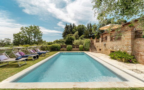 L'Oliveta 6: Piscina, Architettura, Arbusto, Giardino, Estate, Landscaping, Mobili Da Esterno, Giochi D'Acqua, Eco Hotel, Villa