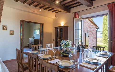 Il Fitto 10: Mobilia, Parete, Cucina & Sala Da Pranzo Tavolo, Sedia, Tavolo, Sala Da Pranzo, Pavimentazione, Casa, Interior Design, Camera