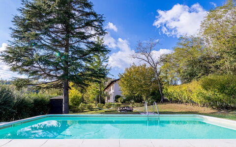 Cascina la Valle 10+2: Blu, Piscina, Giardino, Shade, Landscaping, Backyard, Riflessione, Giochi D'Acqua, Ricorrere, Eco Hotel