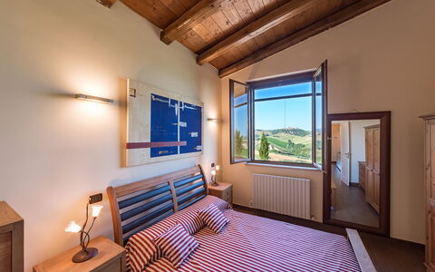 Casale Rosy 6+2: Interior Design, Legna, Camera Da Letto, Soffitto, Letto, Mobilia, Camera, Pavimentazione, Pavimento, Casa