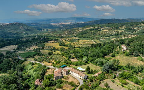 Casale le Conce 6: Paesaggio, Highland, Paesaggio Naturale, Collina, Area Rurale, Hill Station, Plain, Lotto, Visione Globale, Villaggio