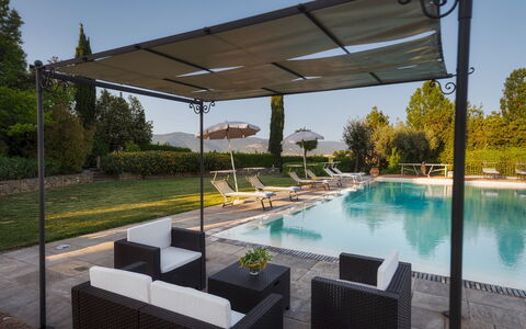 Casale dei Girasoli 14: Piscina, Mobili Da Esterno, Mobilia, Shade, Ricorrere, Baldacchino, Sedia, Struttura Esterna, Eco Hotel, Ombrello