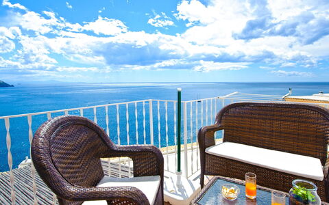 Casa Leonilde 4: Blu, Acqua, Corpo D'Acqua, Mobilia, Mare, Costiera E Morfologie Oceanic, Mobili Da Esterno, Costa, Oceano, Sedia