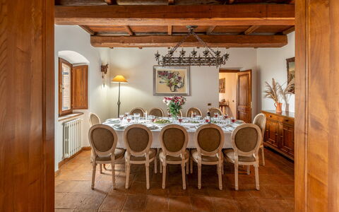 Vista del Lago 12: Mobilia, Interior Design, Legna, Soffitto, Tavolo, Pavimentazione, Camera, Sala Da Pranzo, Illuminazione, Sedia