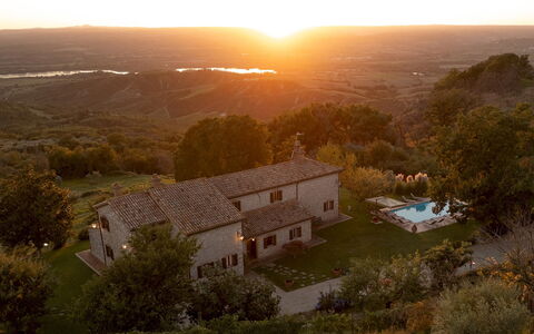Vista del Lago 12: Paesaggio, Casa, Estate, Agriturismo, Villetta, Villa, Dimora, Sera, Crepuscolo