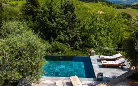 Il Castellaccio 8: Piscina, Mobili Da Esterno, Ricorrere, Lettino, Eco Hotel, Tempo Libero, Sedia, Ombrello, Estate, Villa