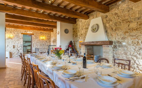 Santa Illuminata 12: Mobilia, Tavolo, Cucina & Sala Da Pranzo Tavolo, Sedia, Sala Da Pranzo, Villa, Ristorante, Agriturismo, Hotel, Pianta Della Casa