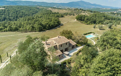 Podere di Salci 10: Albero, Casa, Casa, Paesaggio, Area Rurale, Plain, Zona Residenziale, Estate, Lotto