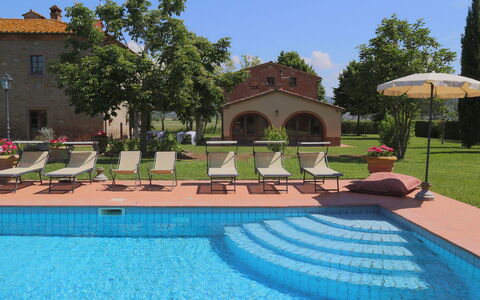 Le Caselle 26: Estate, Hacienda, Piscina, Villa, Ricorrere, Cortile, Agriturismo, Cortile, Dimora, Hotel