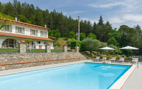 La Villa Dina 10: Piscina, Ricorrere, Eco Hotel, Hotel, Hacienda, Villa, Mobili Da Esterno, Terme