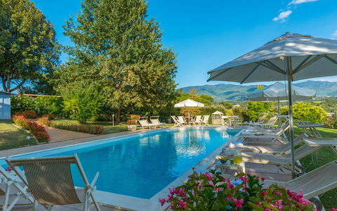 Villa Leonardo 30+6: Geografia Montane, Montagna, Piscina, Collina, Catena Montuosa, Ricorrere, Eco Hotel, Ombrello, Giardino, Hill Station